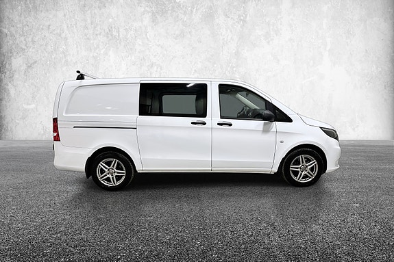Mercedes-Benz Vito 12 of 30
