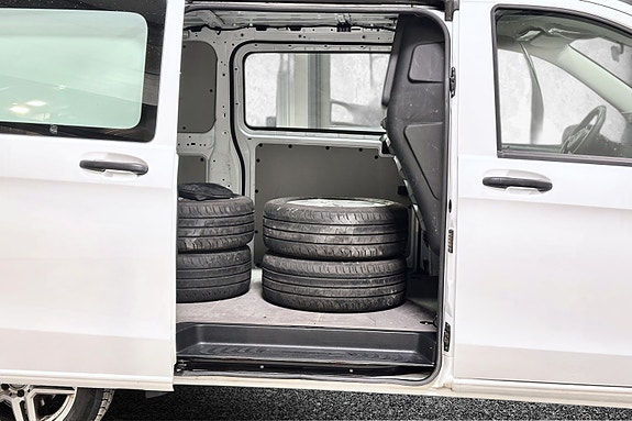 Mercedes-Benz Vito 21 of 30