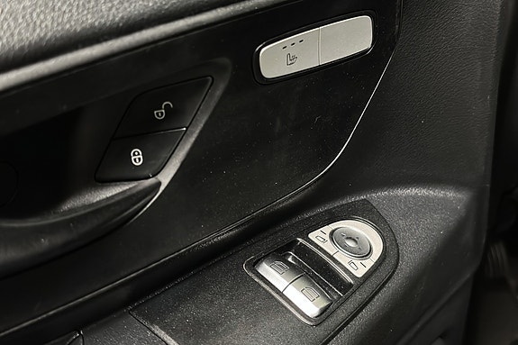 Mercedes-Benz Vito 30 of 30