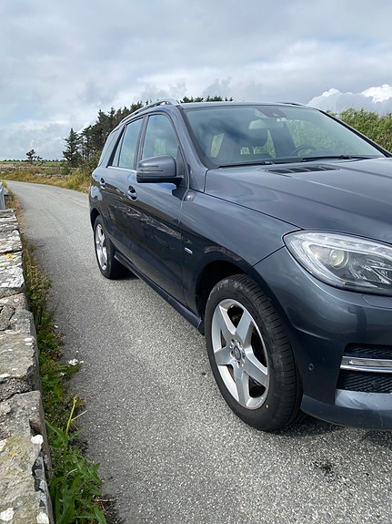 Mercedes-Benz ML350 6 of 18
