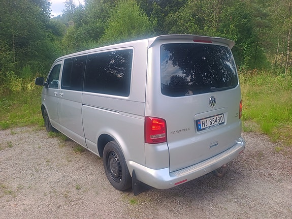 Volkswagen Caravelle 5 of 30