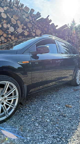 Ford Mondeo 2 of 21