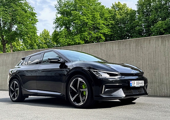Kia EV6 3 of 20