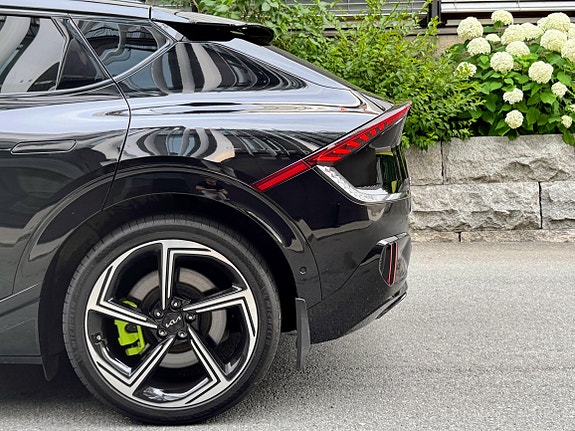 Kia EV6 8 of 20