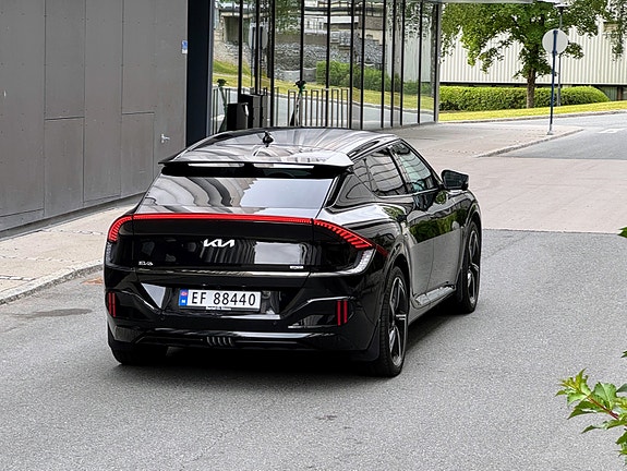 Kia EV6 4 of 20