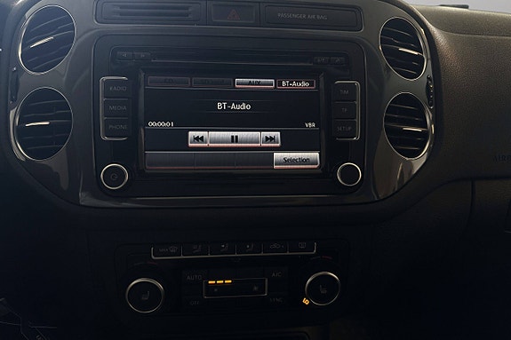 Volkswagen Tiguan 24 of 26