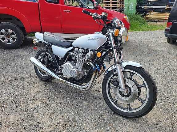Kawasaki KZ 1000 LTD 5 of 7