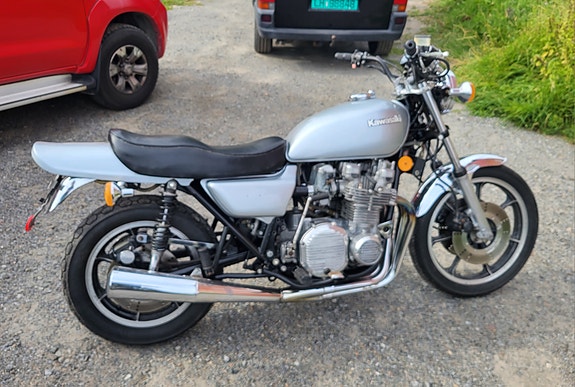Kawasaki KZ 1000 LTD 2 of 7