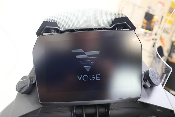 VOGE DS 900 X 8 of 25