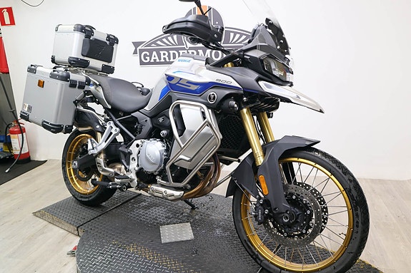 VOGE DS 900 X 24 of 25