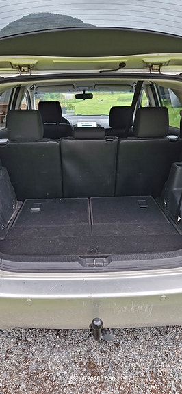 Toyota Corolla Verso 5 of 5