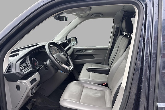 Volkswagen Transporter 9 of 24