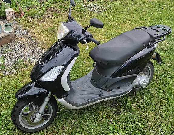 Piaggio Fly 50 2 of 4