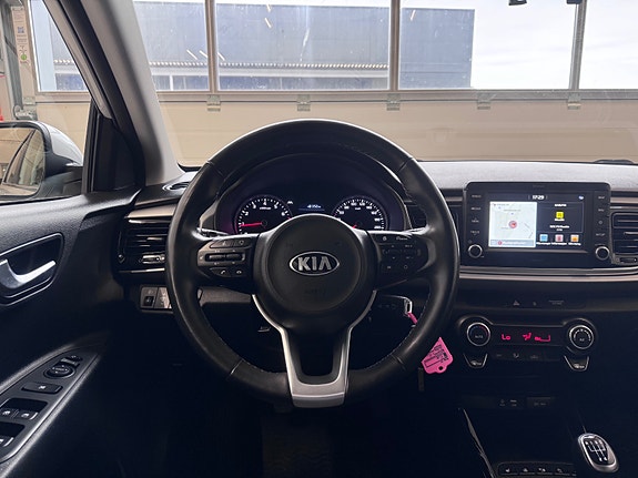 Kia Rio 9 of 29
