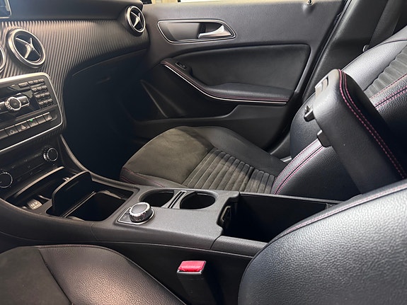 Mercedes-Benz A180 19 of 27