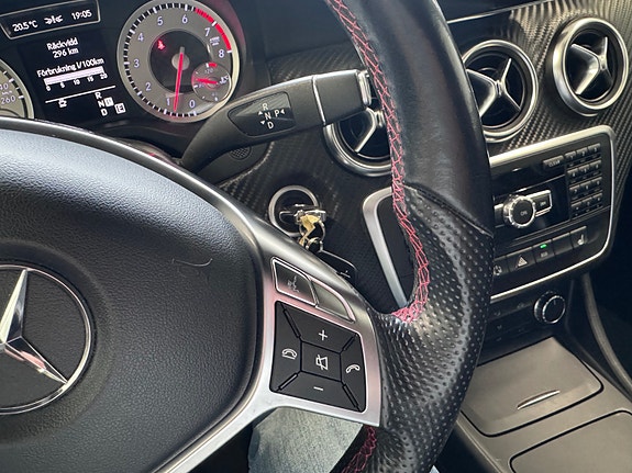 Mercedes-Benz A180 14 of 27