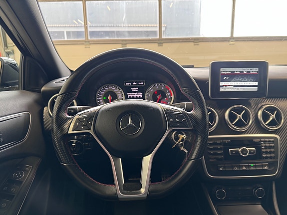 Mercedes-Benz A180 10 of 27