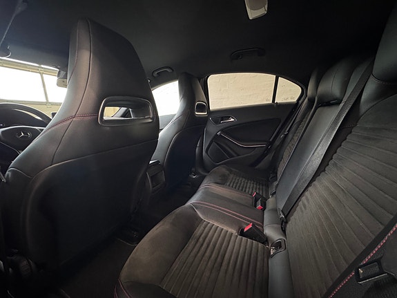 Mercedes-Benz A180 22 of 27