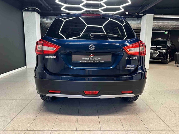 Suzuki SX4 6 of 30
