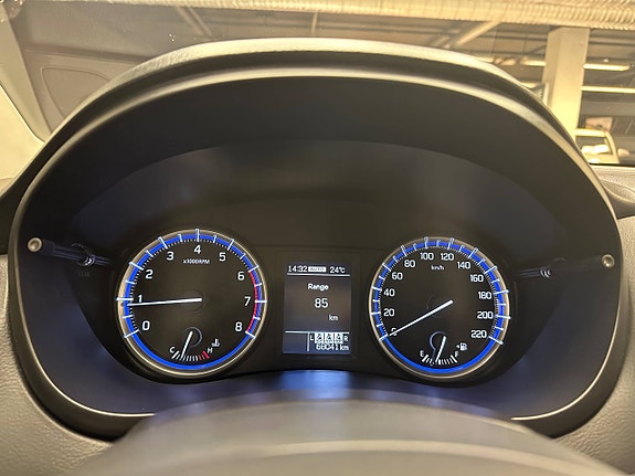Suzuki SX4 12 of 30