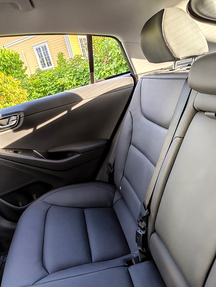 Hyundai IONIQ 20 of 24