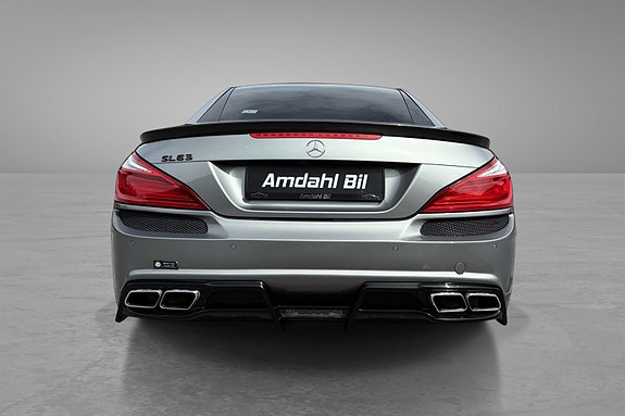 Mercedes-Benz SL63 8 of 21