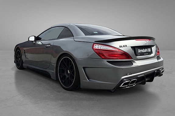 Mercedes-Benz SL63 12 of 21