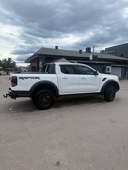 Ford Ranger Raptor 6 of 14
