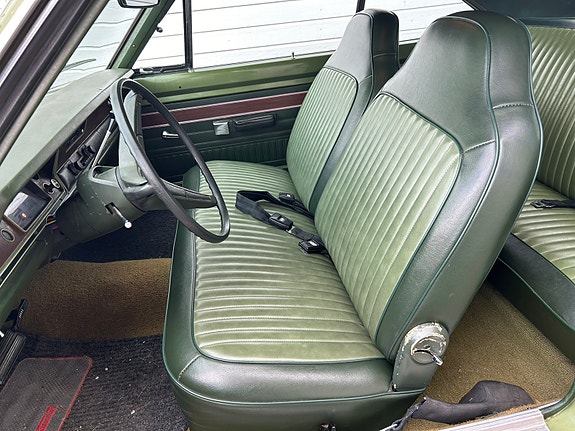 Dodge Dart 9 of 14