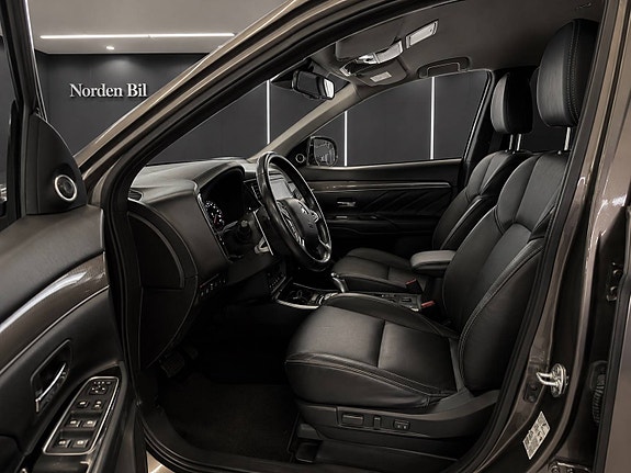 Mitsubishi Outlander 7 of 15