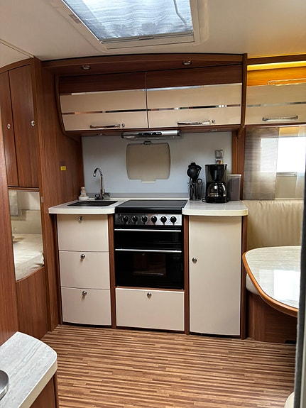 Adria Alpina 763 UK 15 of 25