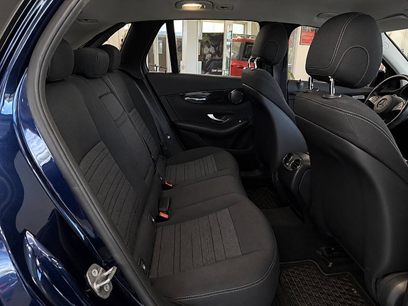 Mercedes-Benz GLC350 e 6 of 14