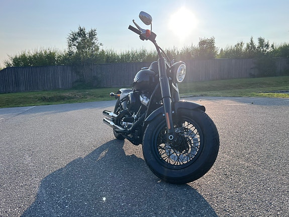 Harley-Davidson Softail slim FLSL 2 of 5