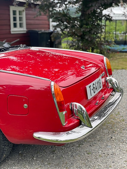 Fiat 1500 9 of 13