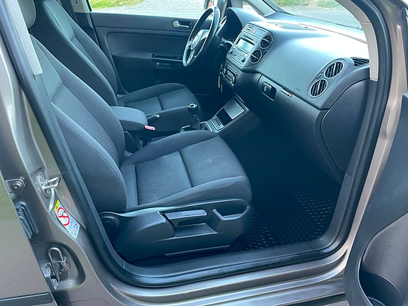 Volkswagen Golf Plus 13 of 22