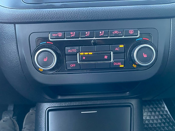 Volkswagen Golf Plus 17 of 22