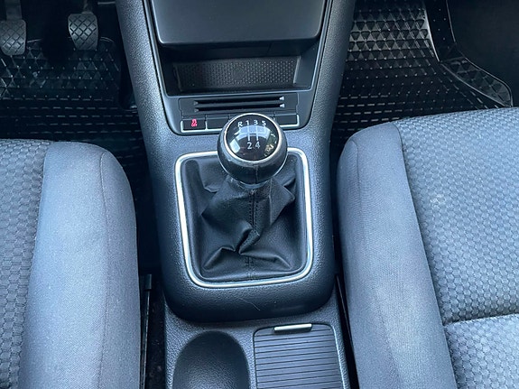 Volkswagen Golf Plus 16 of 22
