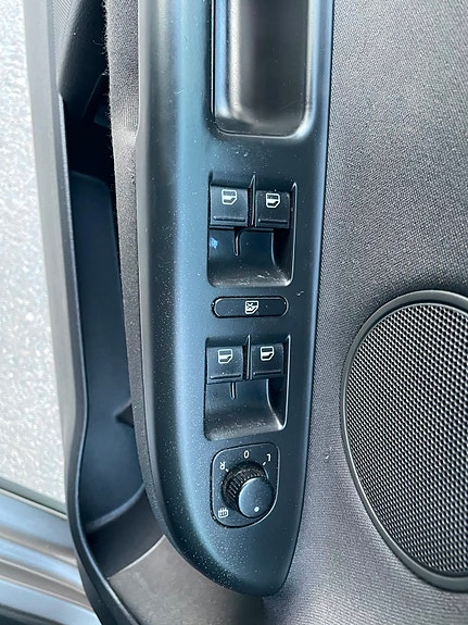 Volkswagen Golf Plus 11 of 22