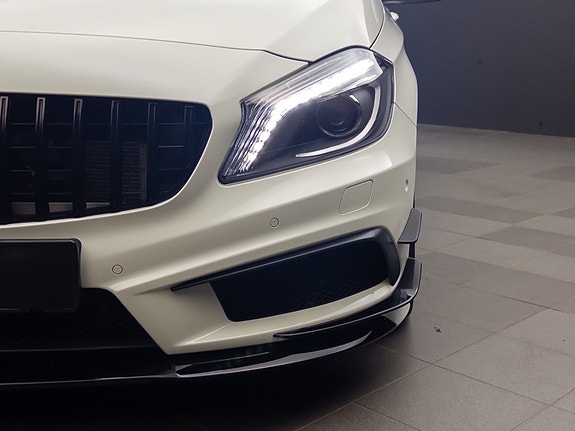 Mercedes-Benz A45 29 of 30