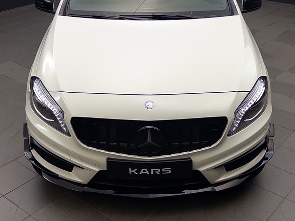Mercedes-Benz A45 28 of 30
