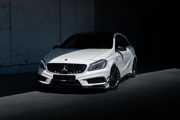 Mercedes-Benz A45 4 of 30