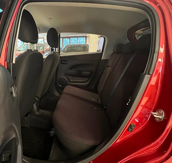 Mitsubishi Space Star 13 of 24