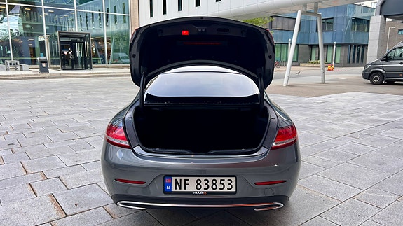 Mercedes-Benz C180 15 of 27