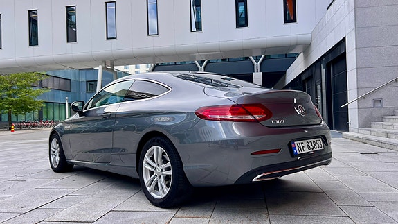 Mercedes-Benz C180 7 of 27