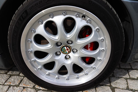 Alfa Romeo Spider 9 of 15