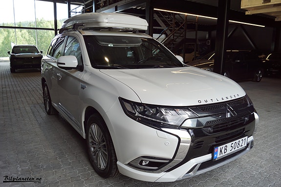 Mitsubishi Mitsubishi Outlander Instyle+ 4 of 5