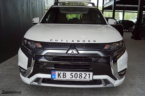 Mitsubishi Mitsubishi Outlander Instyle+ 3 of 5