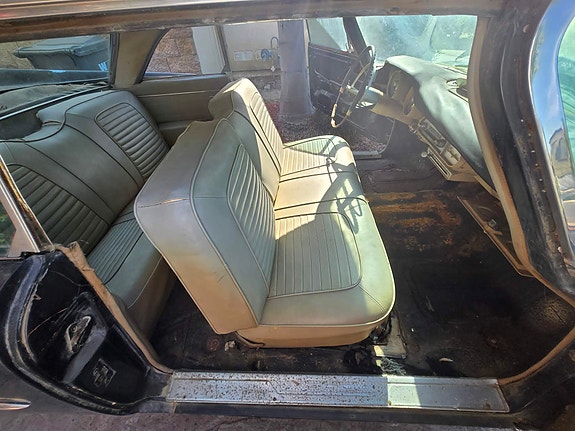 Chrysler 300C 2 of 2