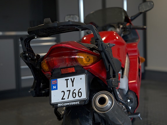 Honda VFR 800 3 of 15
