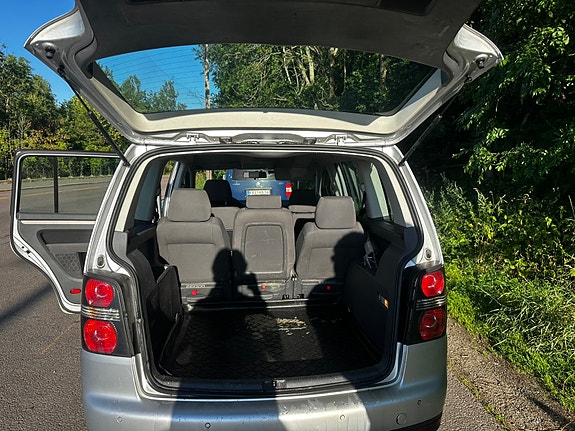 Volkswagen Touran 15 of 30